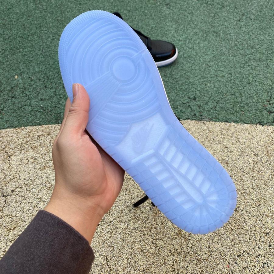 Nike Air Jordan 1 Mid SE Sneaker      DV1308-004 - FashionPlug