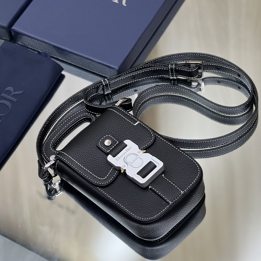 Dior Saddle Vertical Pouch With Strap  - FashionPlug