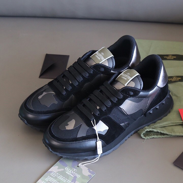 Valenti Garavani Black Rockrunner Sneakers - FashionPlug