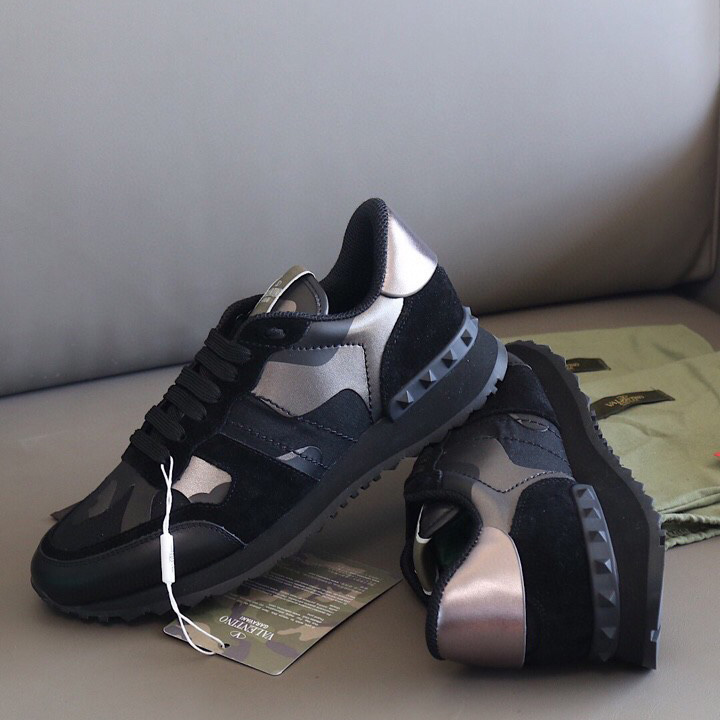 Valenti Garavani Black Rockrunner Sneakers - FashionPlug