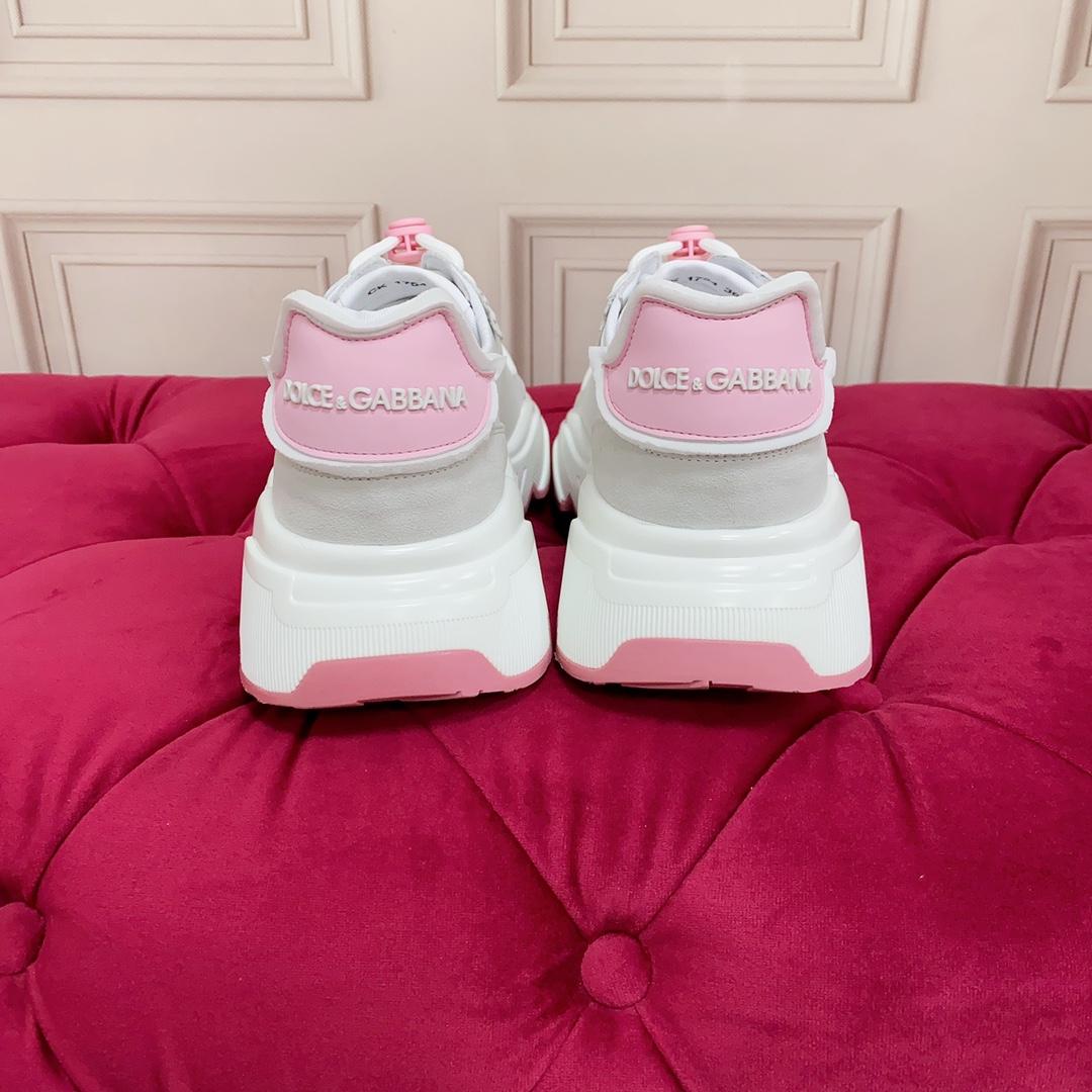 Dolce & Gabbana Daymaster Mixed Leather Runner Sneakers In White - FashionPlug
