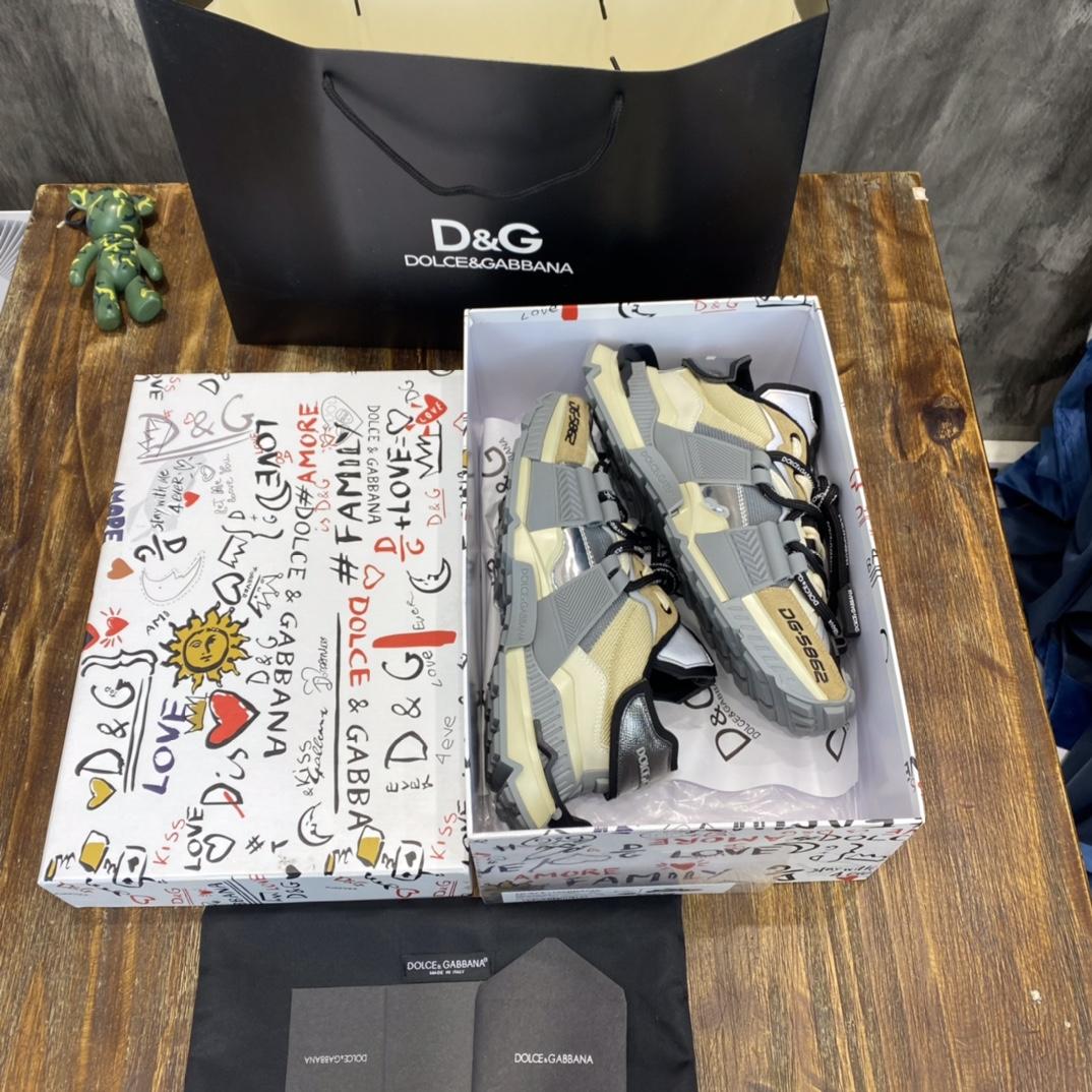 Dolce & Gabbana Mixed-materials Space Sneakers - FashionPlug
