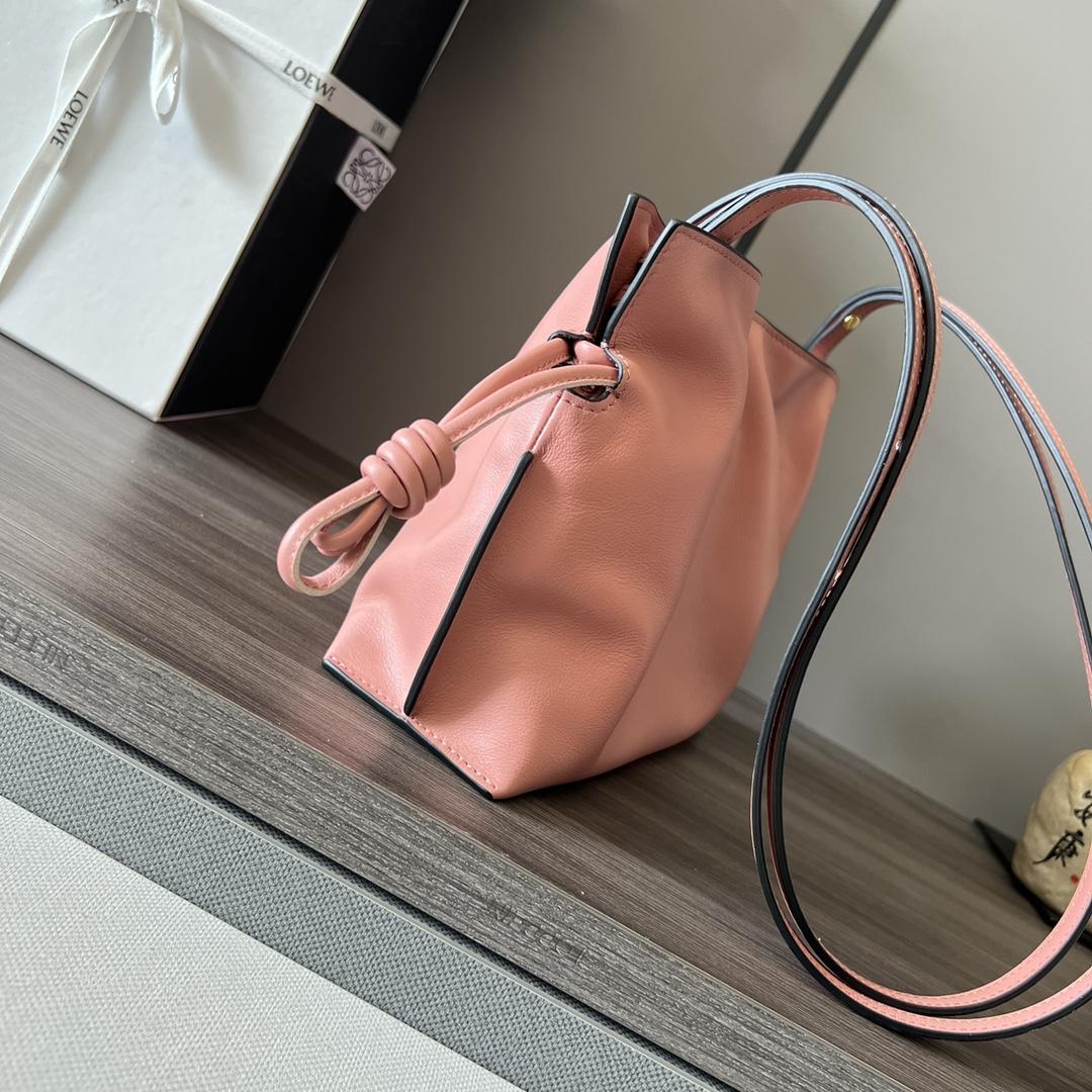 Loewe Flamenco Clutch In Nappa Calfskin - FashionPlug