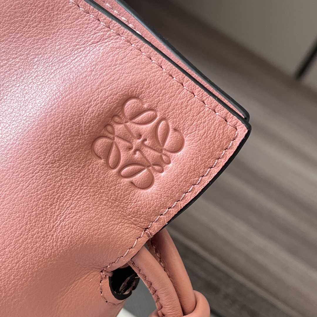 Loewe Flamenco Clutch In Nappa Calfskin - FashionPlug