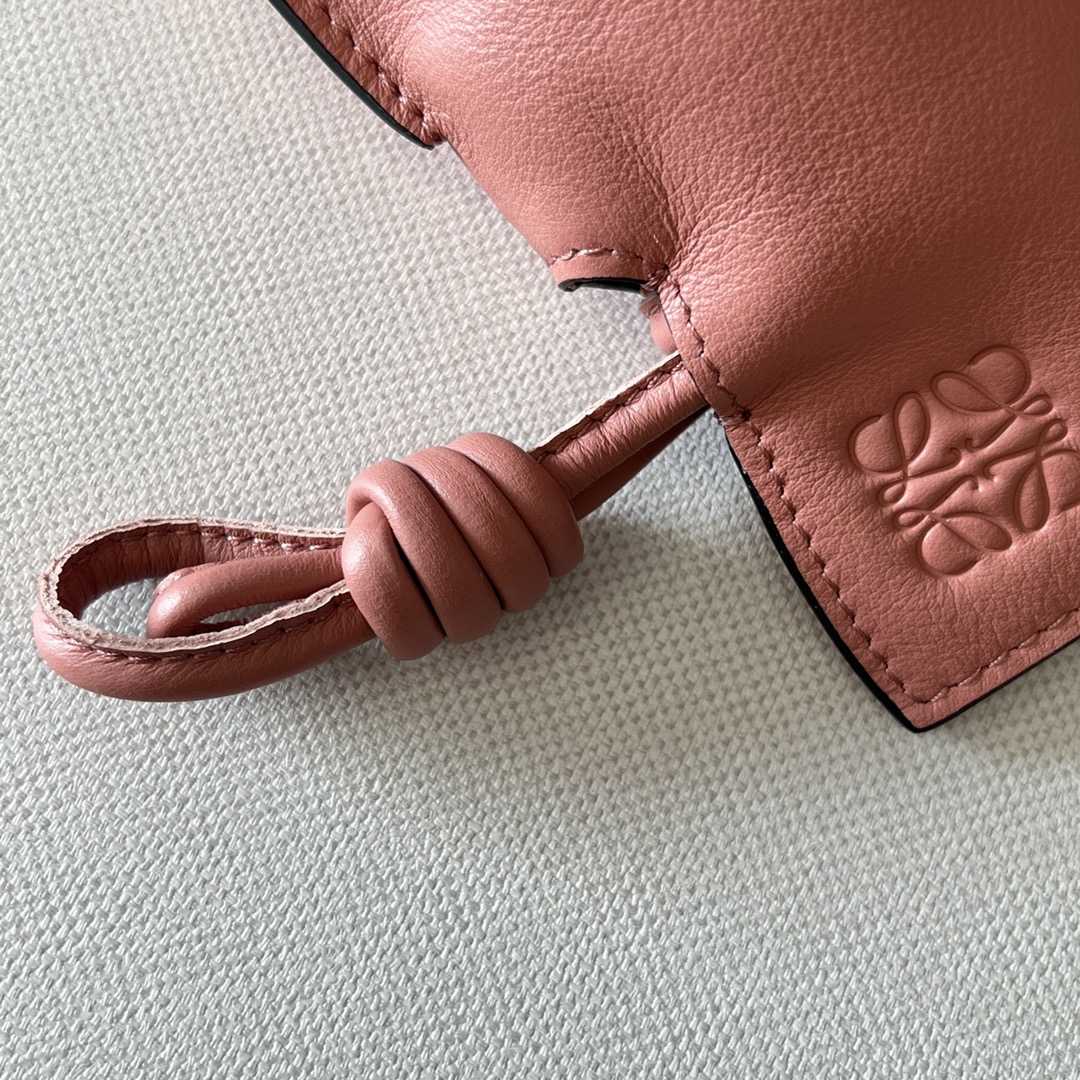 Loewe Flamenco Clutch In Nappa Calfskin - FashionPlug