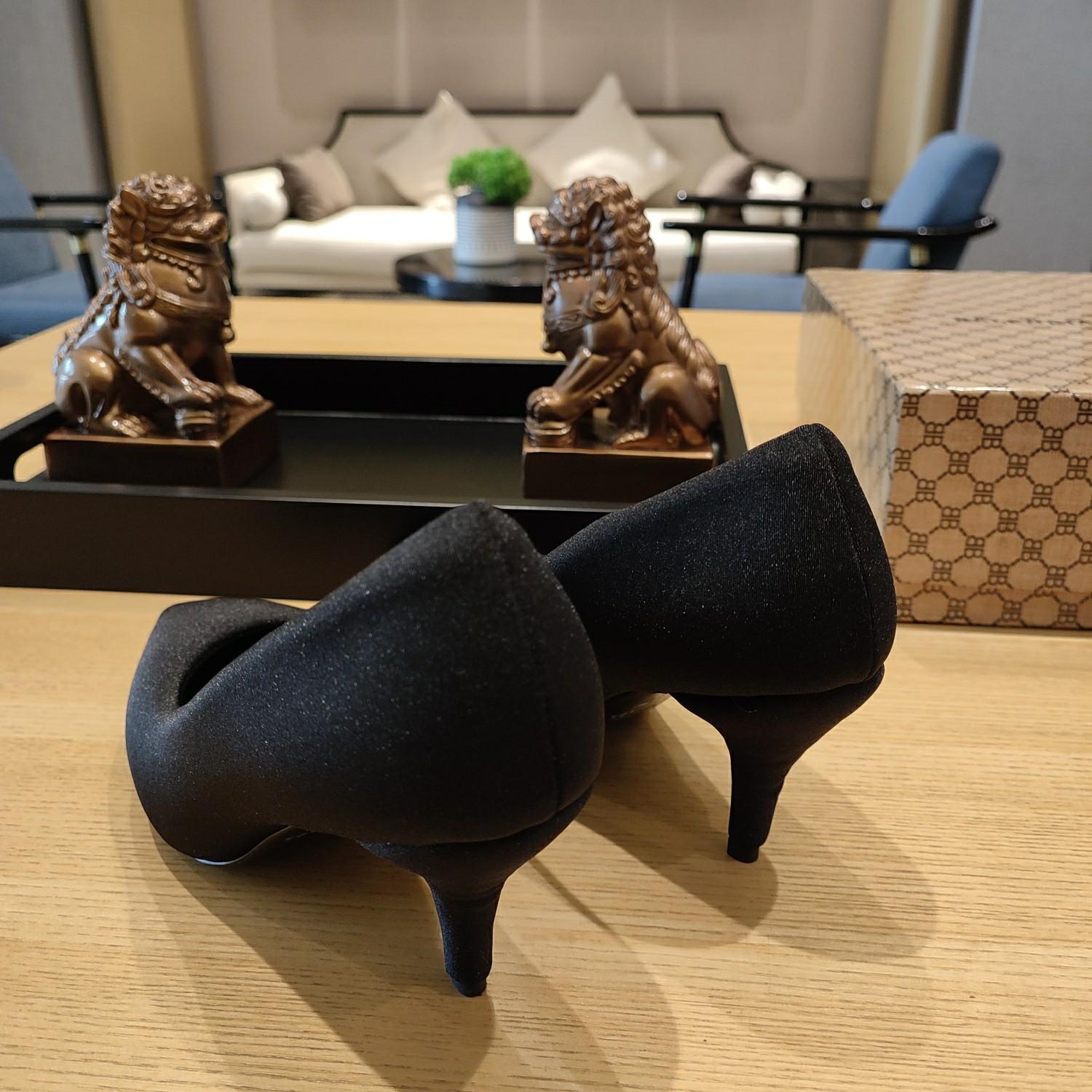 Balenciaga XL Pump 110mm In Black - FashionPlug