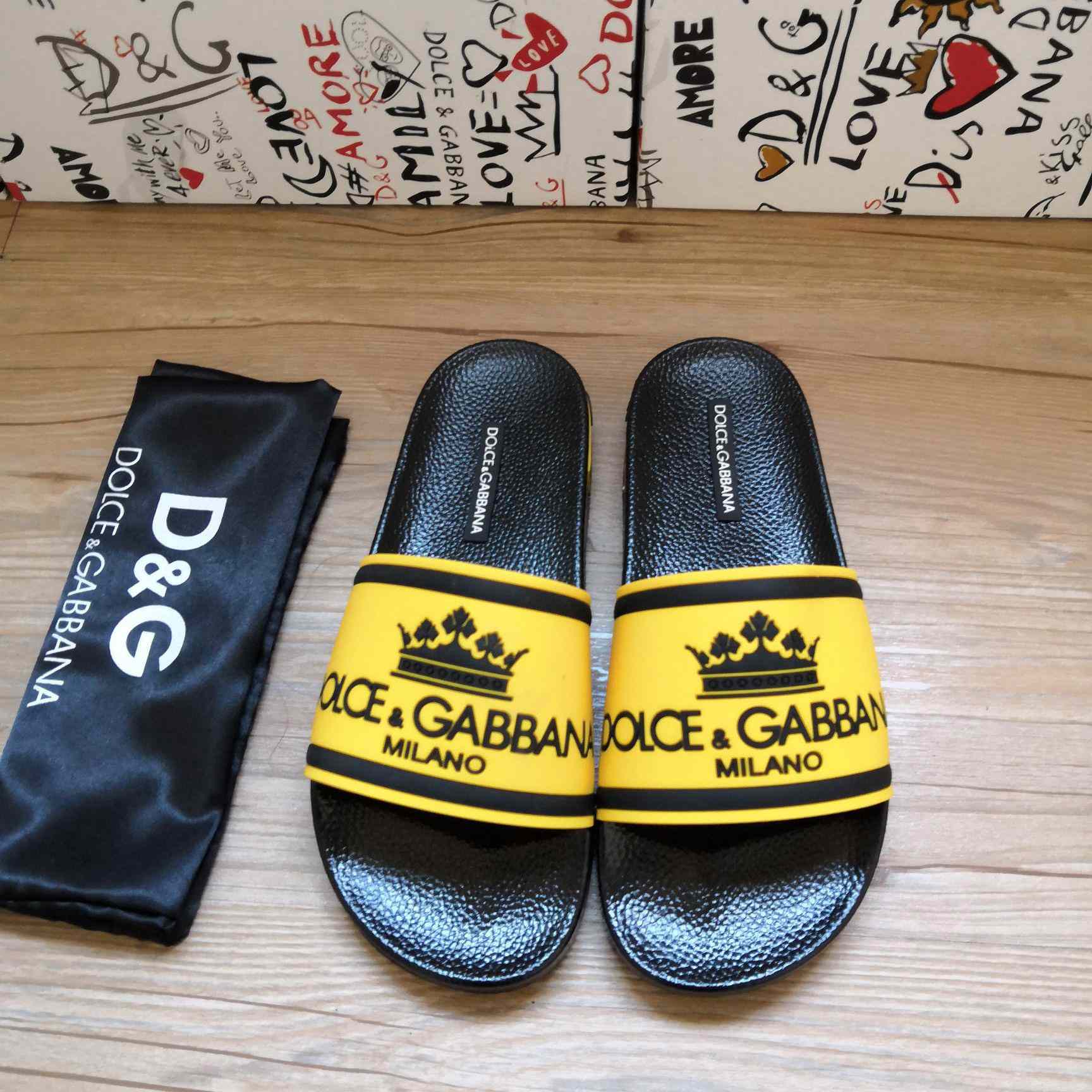 Dolce & Gabbana Logo Slides - FashionPlug