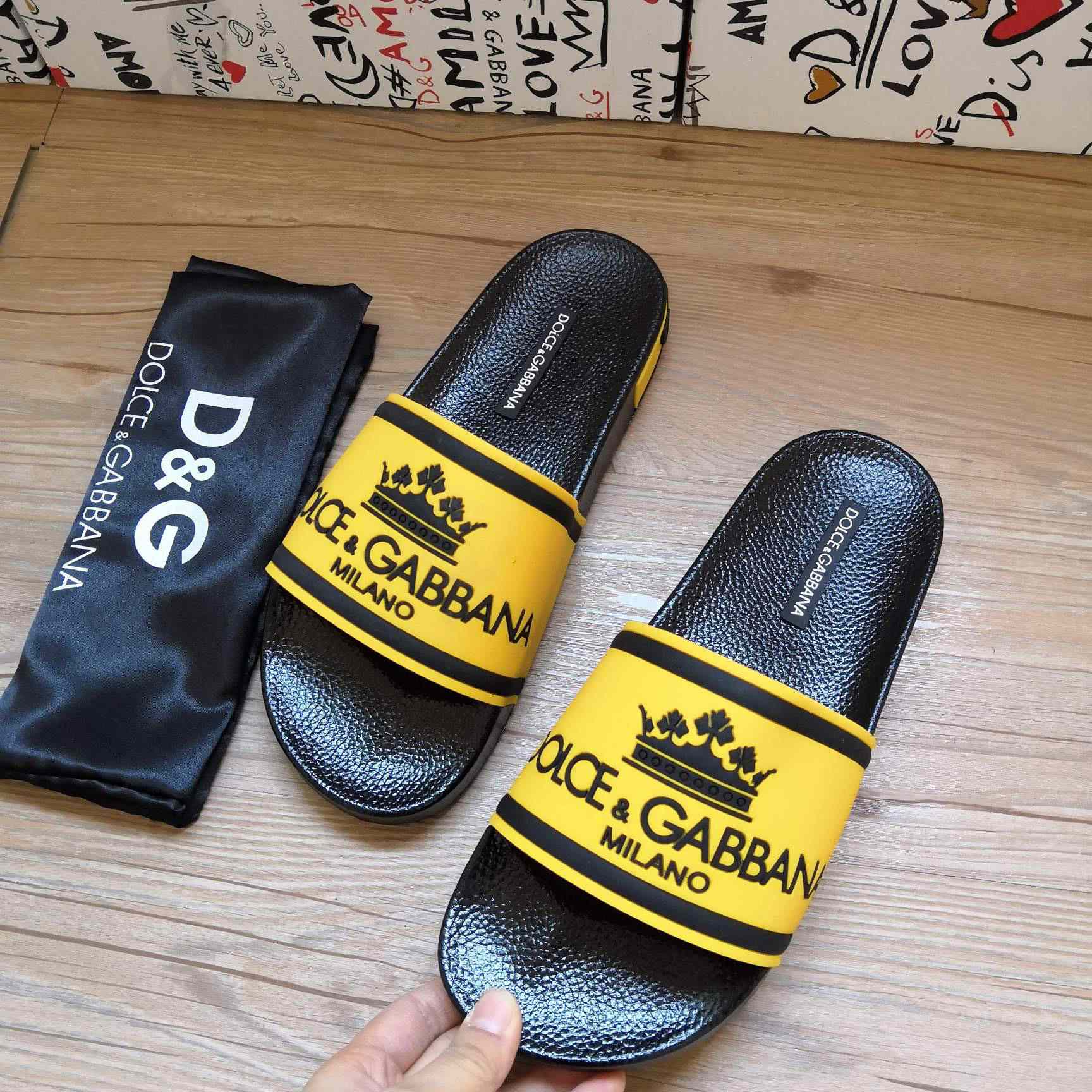 Dolce & Gabbana Logo Slides - FashionPlug