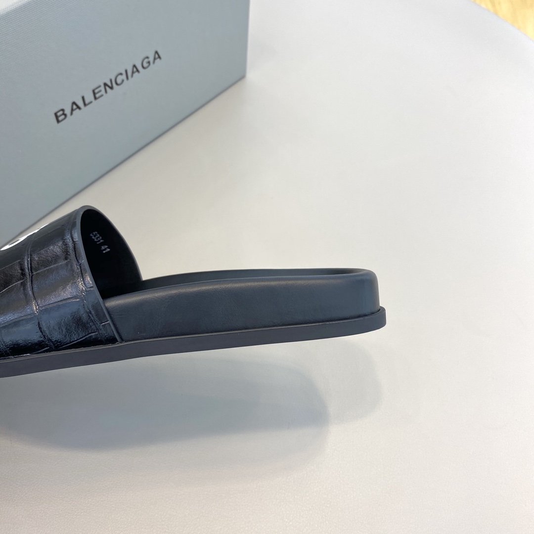 Balenciaga Pool Slide Sandal  - FashionPlug