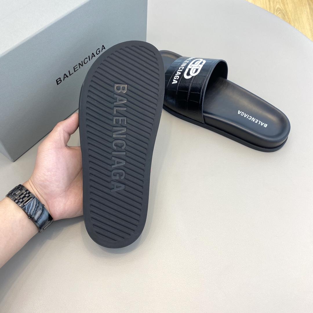 Balenciaga Pool Slide Sandal  - FashionPlug