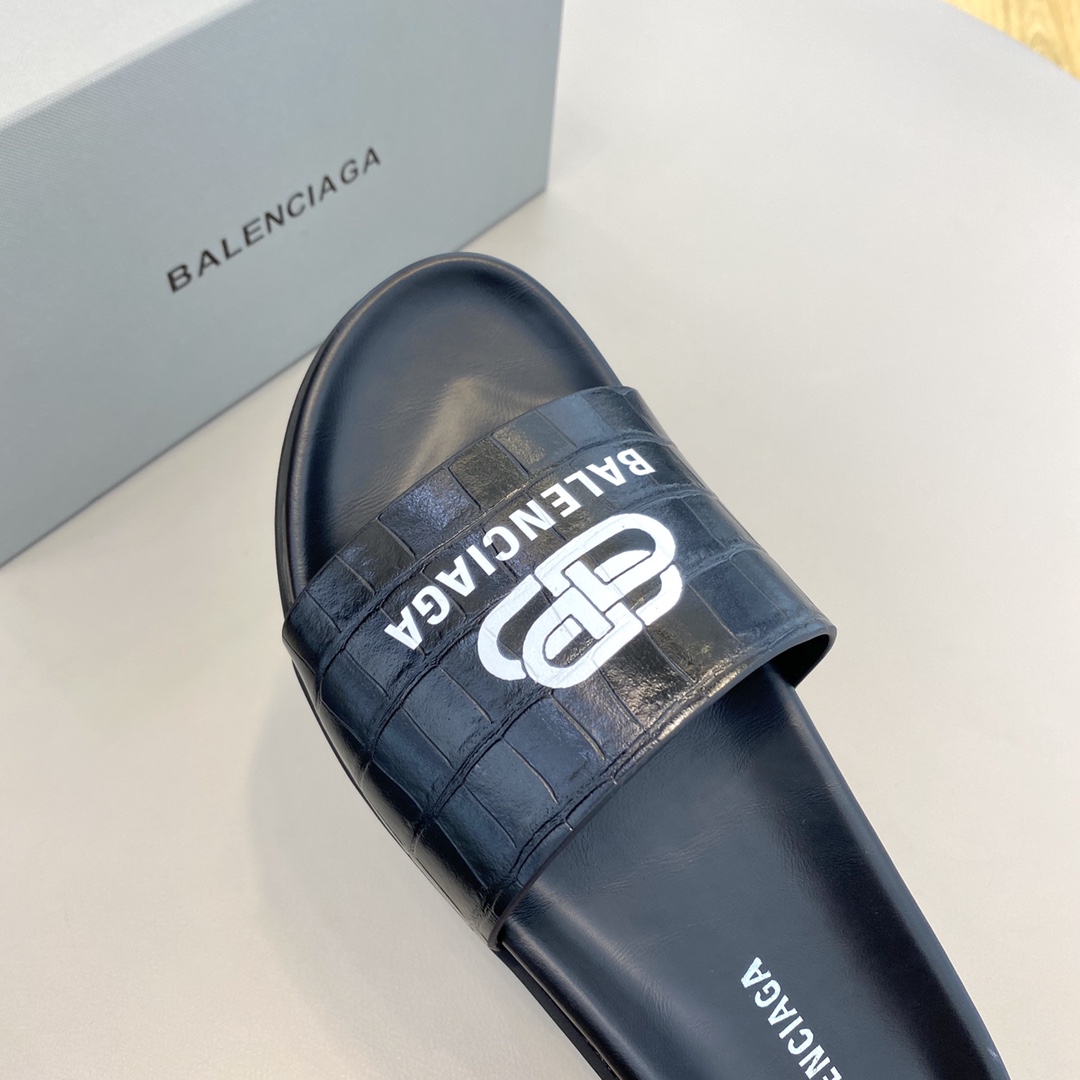 Balenciaga Pool Slide Sandal  - FashionPlug
