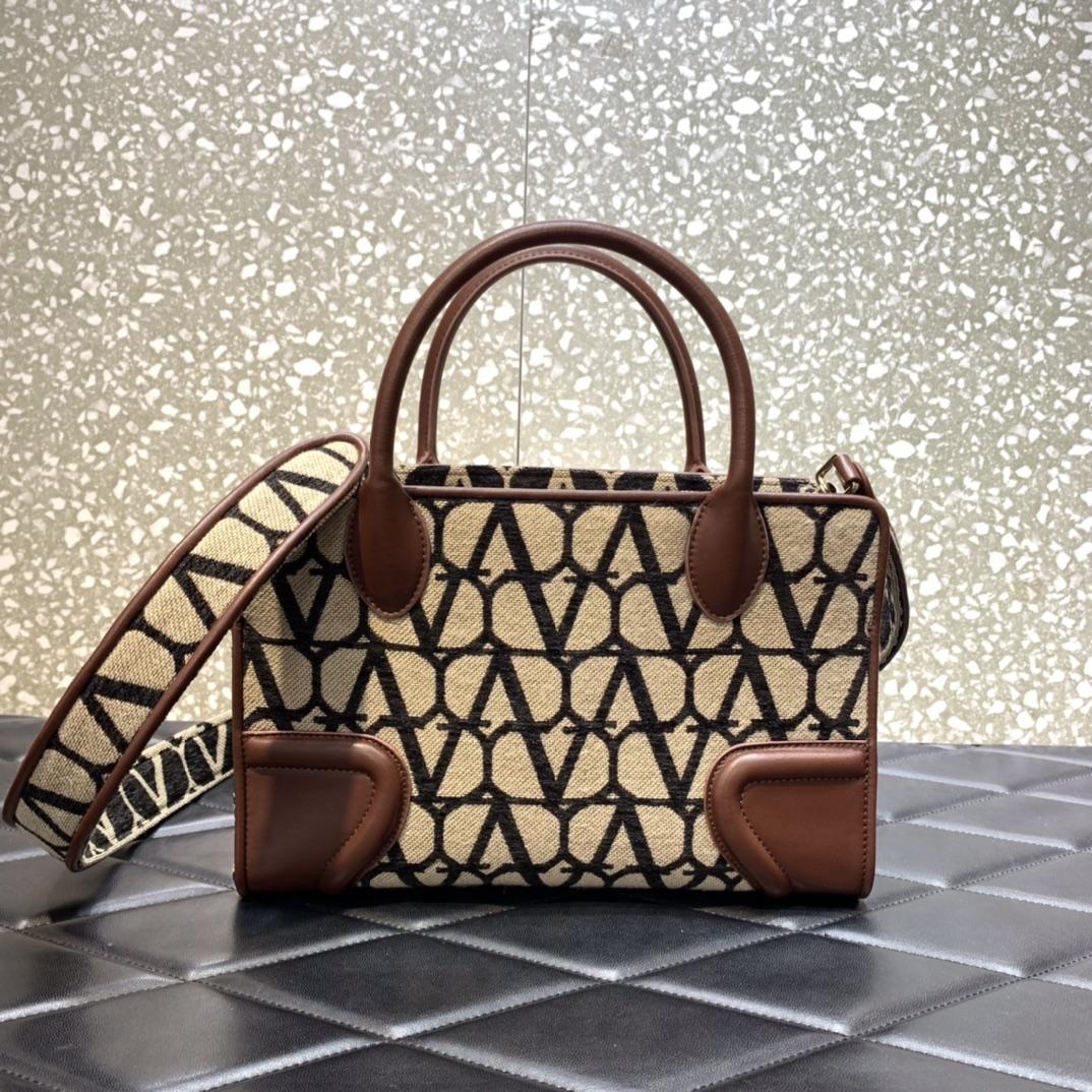 Valenti Le Quatrième Toile Iconographe Small Shopping Bag - FashionPlug