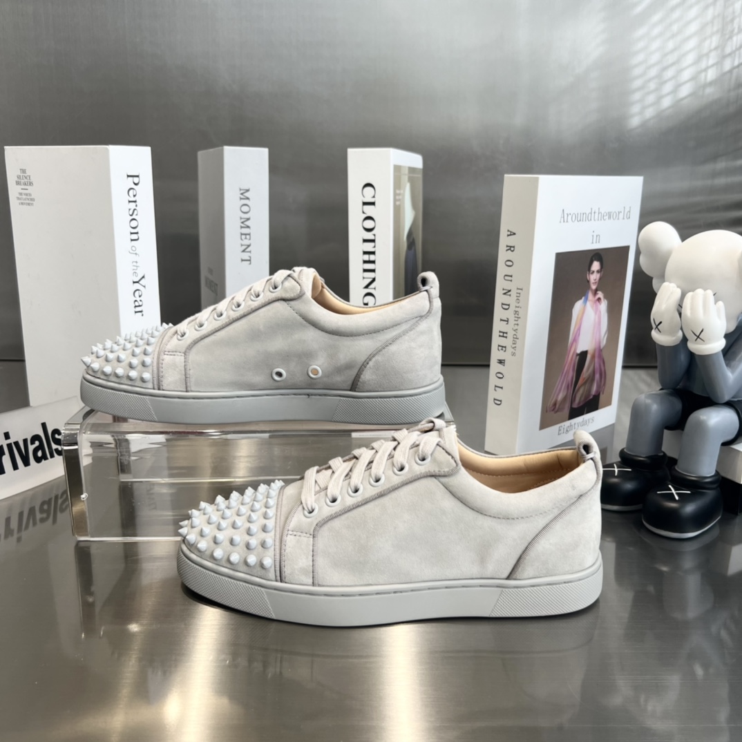 Christian Louboutin Louis Orlato Spiked Low-Top Sneakers - FashionPlug