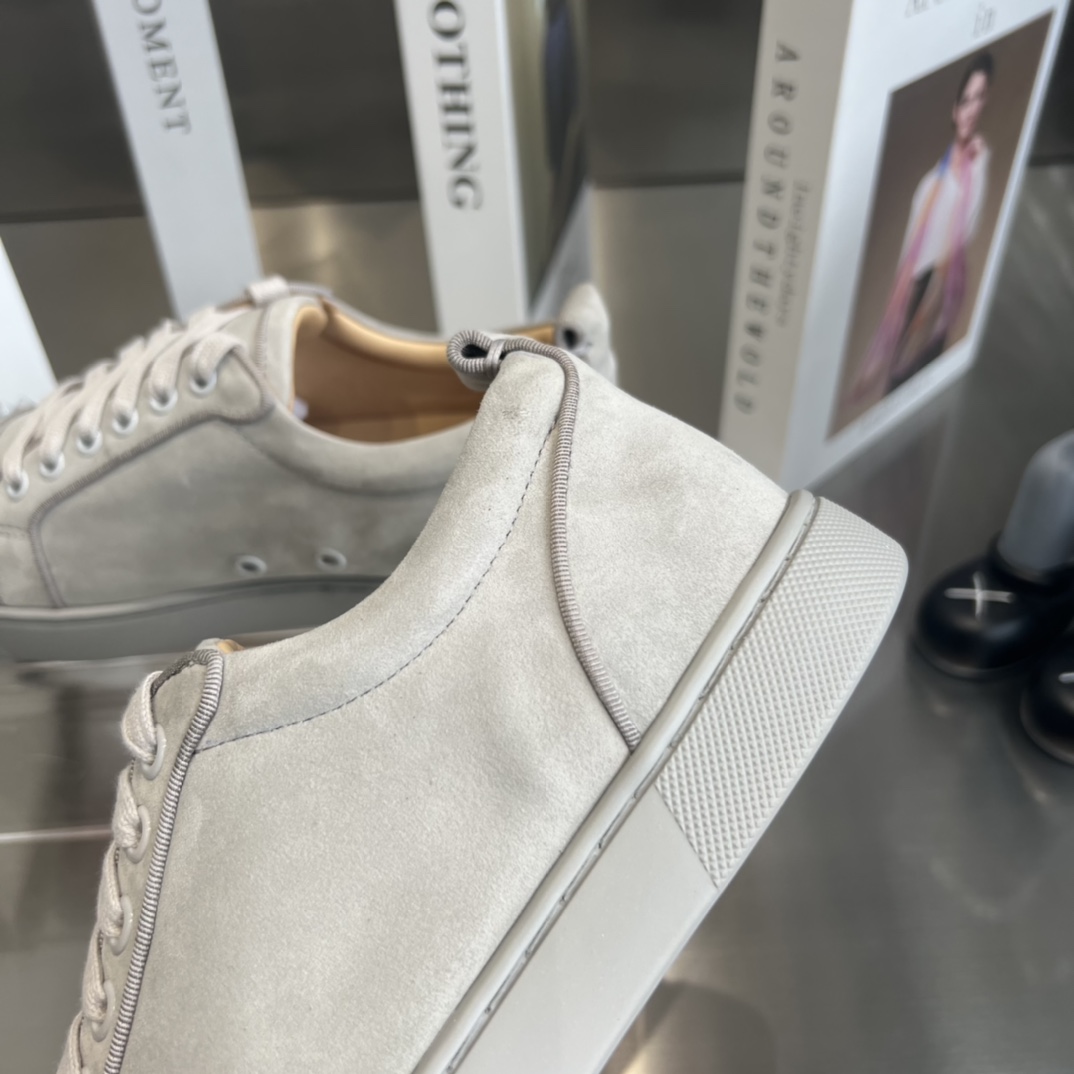 Christian Louboutin Louis Orlato Spiked Low-Top Sneakers - FashionPlug