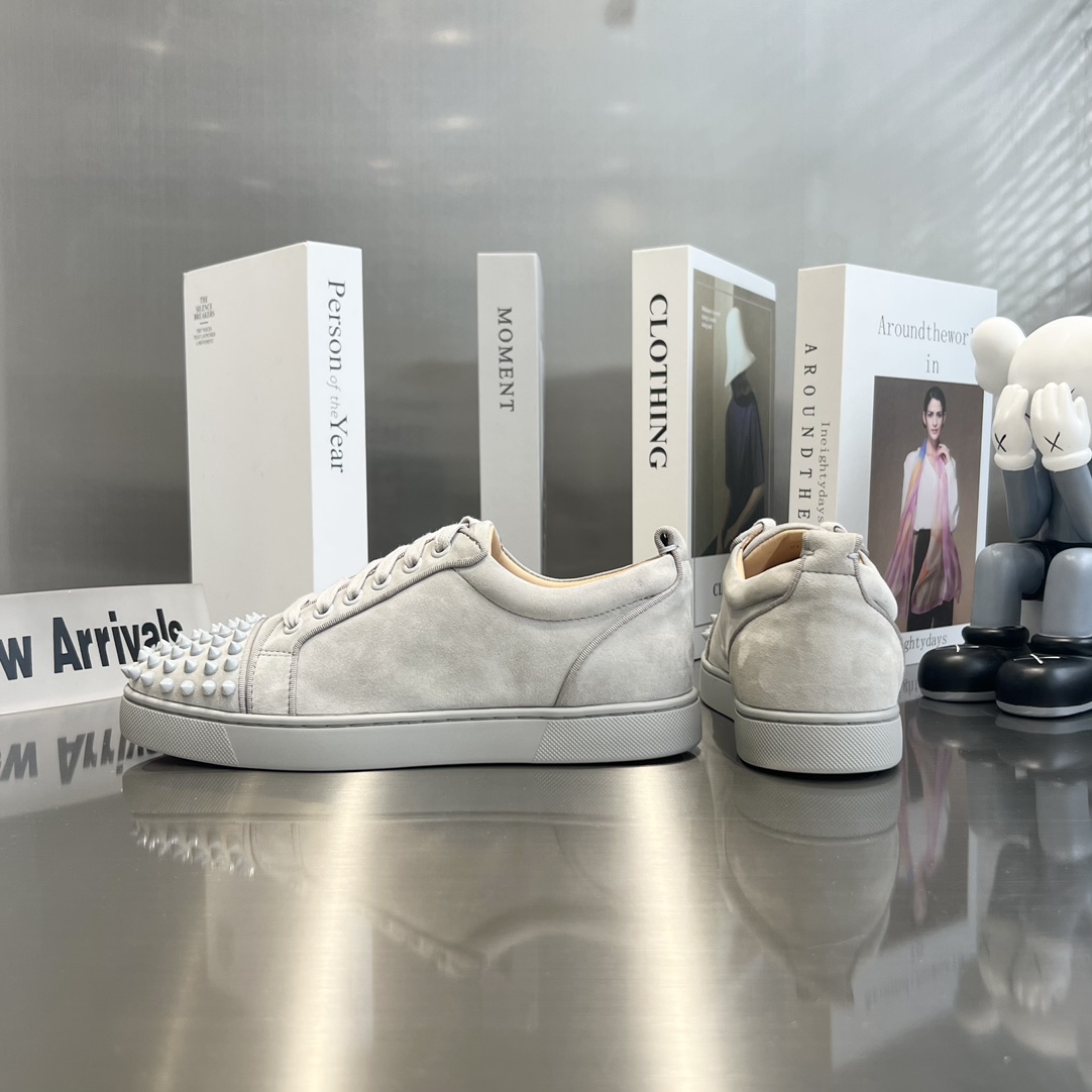 Christian Louboutin Louis Orlato Spiked Low-Top Sneakers - FashionPlug