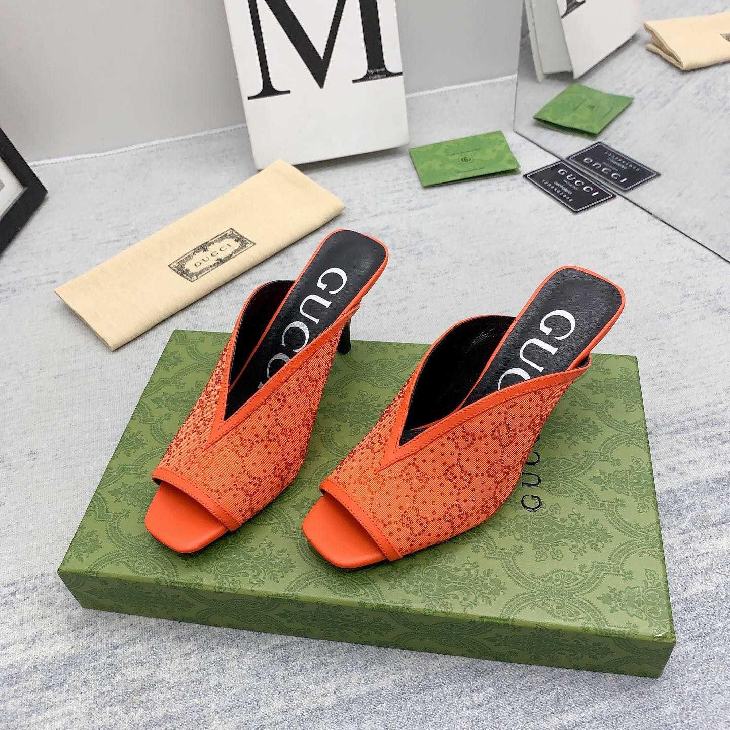 Gucci Women's GG Slide Sandal - FashionPlug