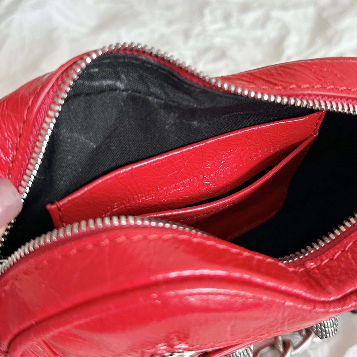 Balenciaga Le Cagole Heart Mini Bag In Red (16-12.7-4.5cm) - FashionPlug