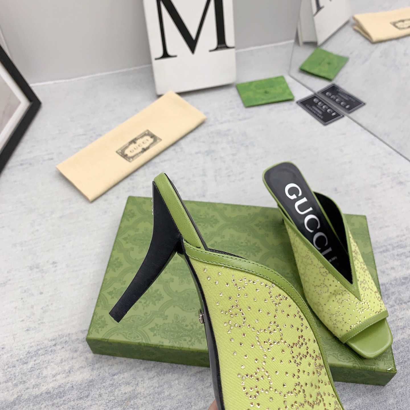 Gucci Women's GG Slide Sandal - FashionPlug