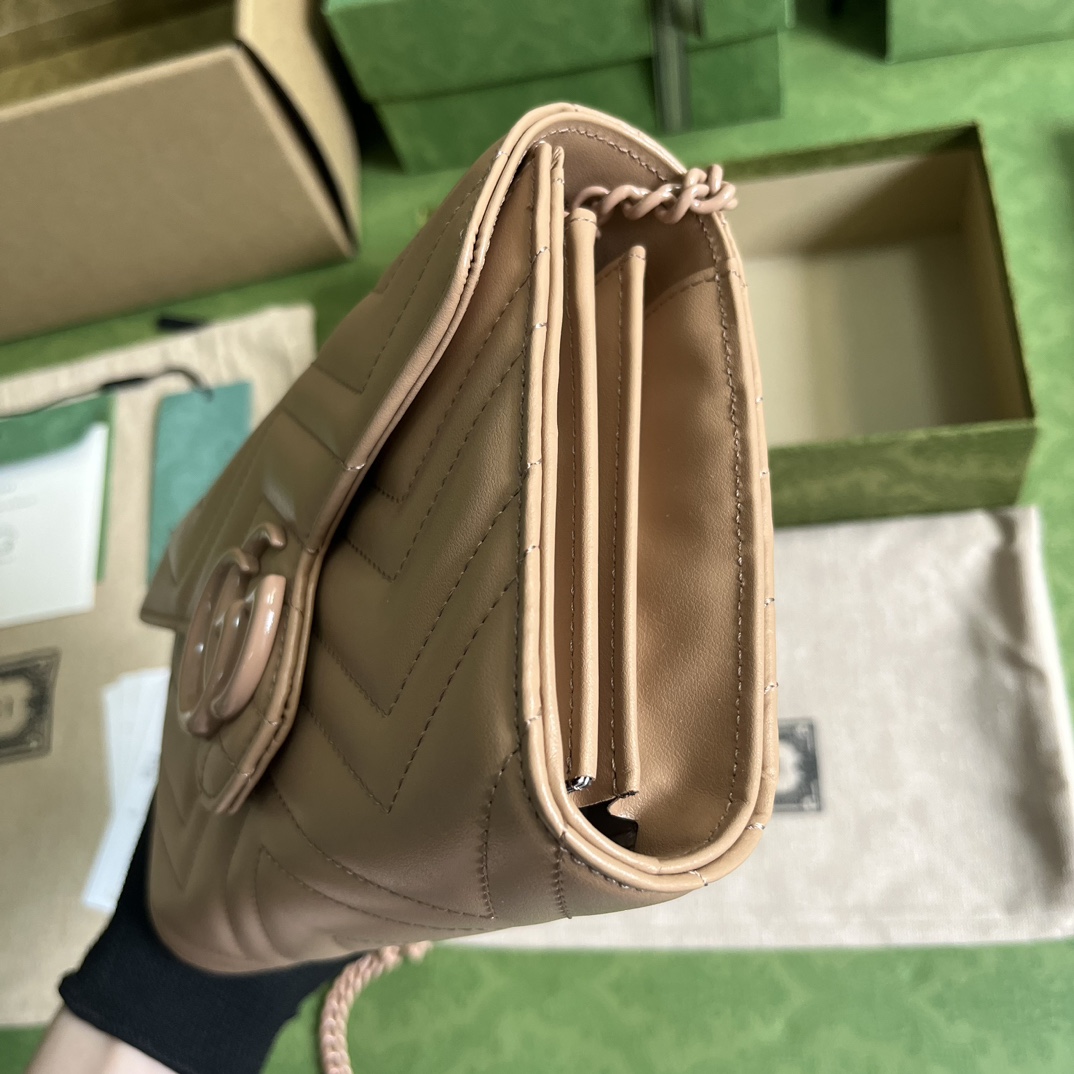 Gucci GG Marmont Matelassé Mini Bag(20-13-6cm)   - FashionPlug