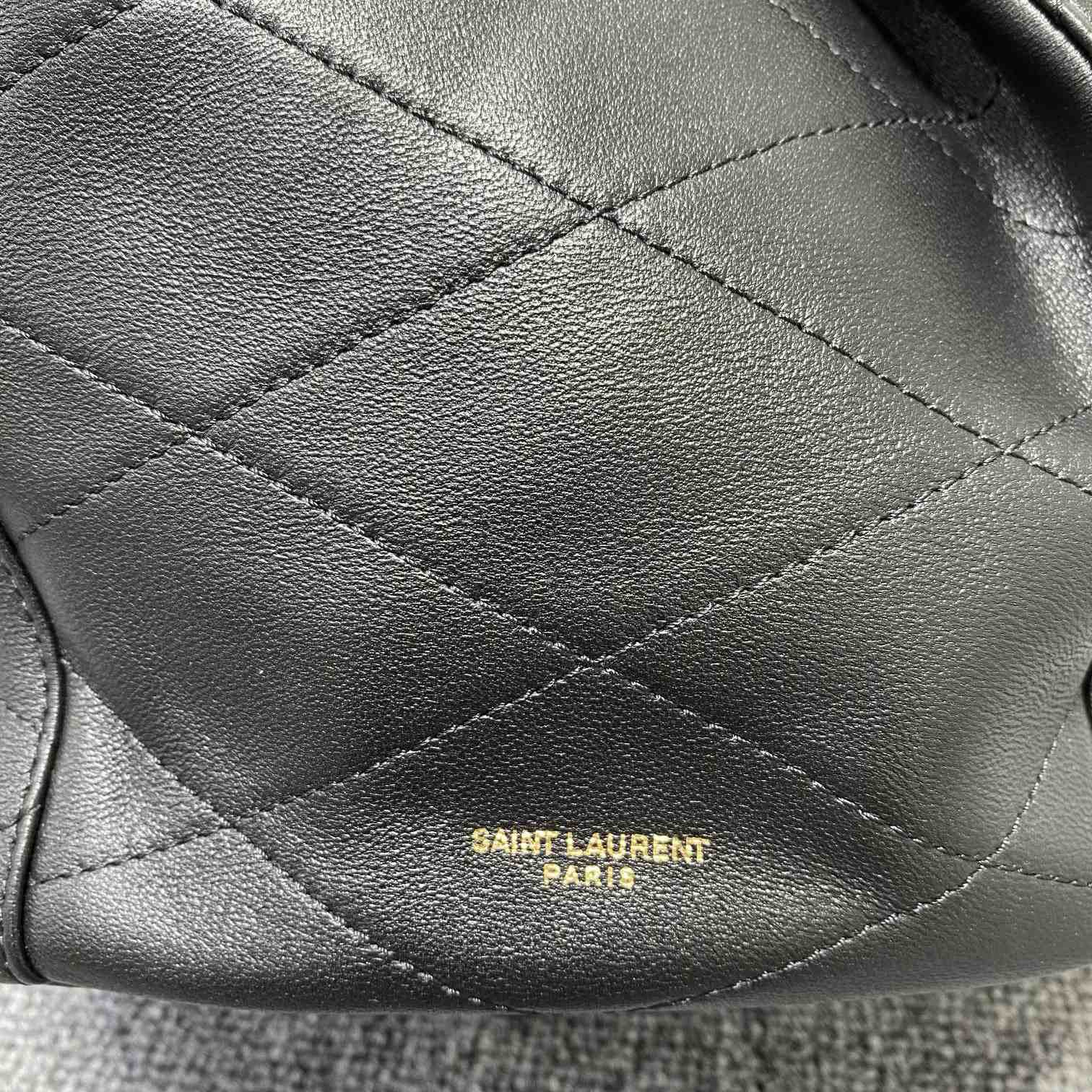 Saint Laurent Le Maillon Hook Bucket Bag(7.5x10.6x4.7cm) - FashionPlug