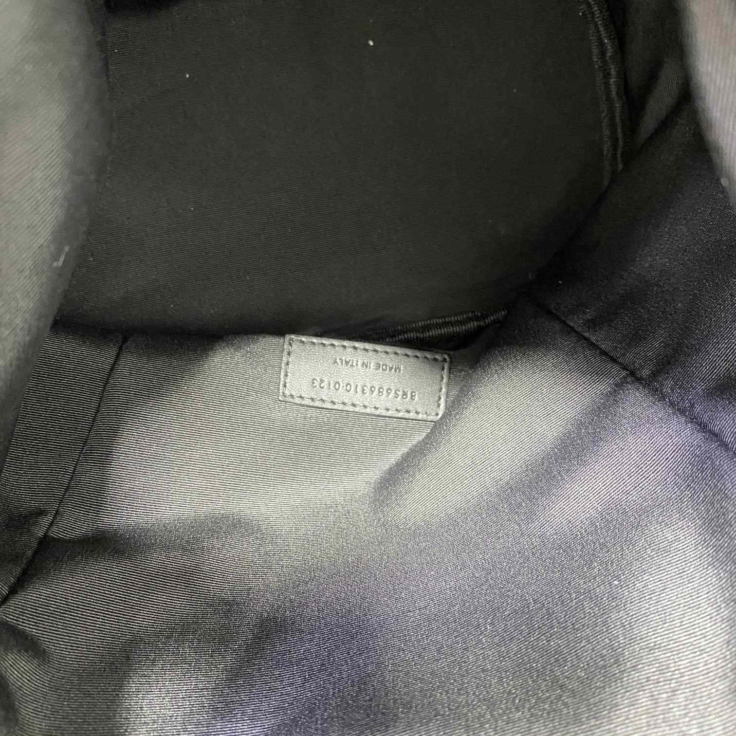 Saint Laurent Le Maillon Hook Bucket Bag(7.5x10.6x4.7cm) - FashionPlug