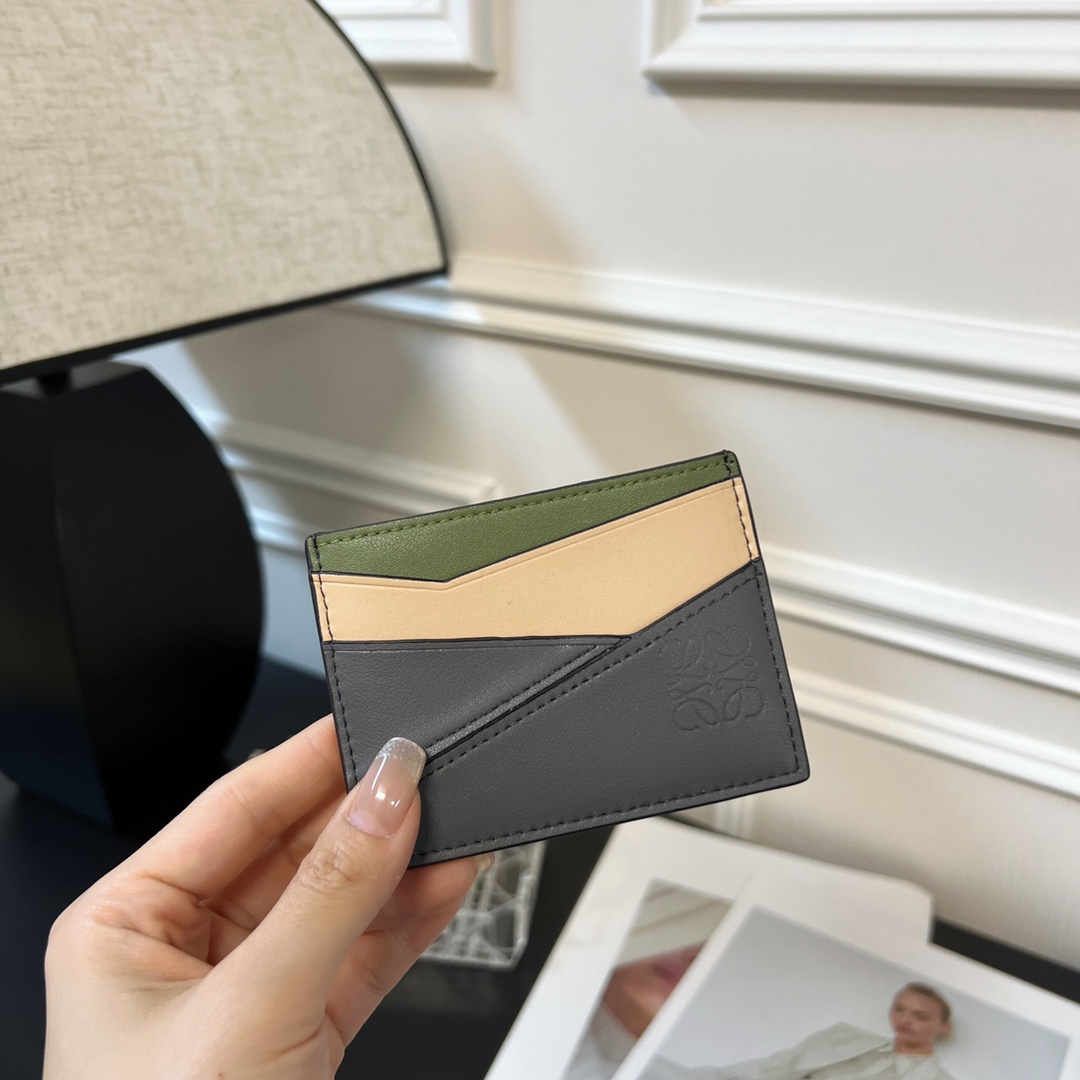 Loewe Puzzle Plain Cardholder (10x7.5cm) - FashionPlug