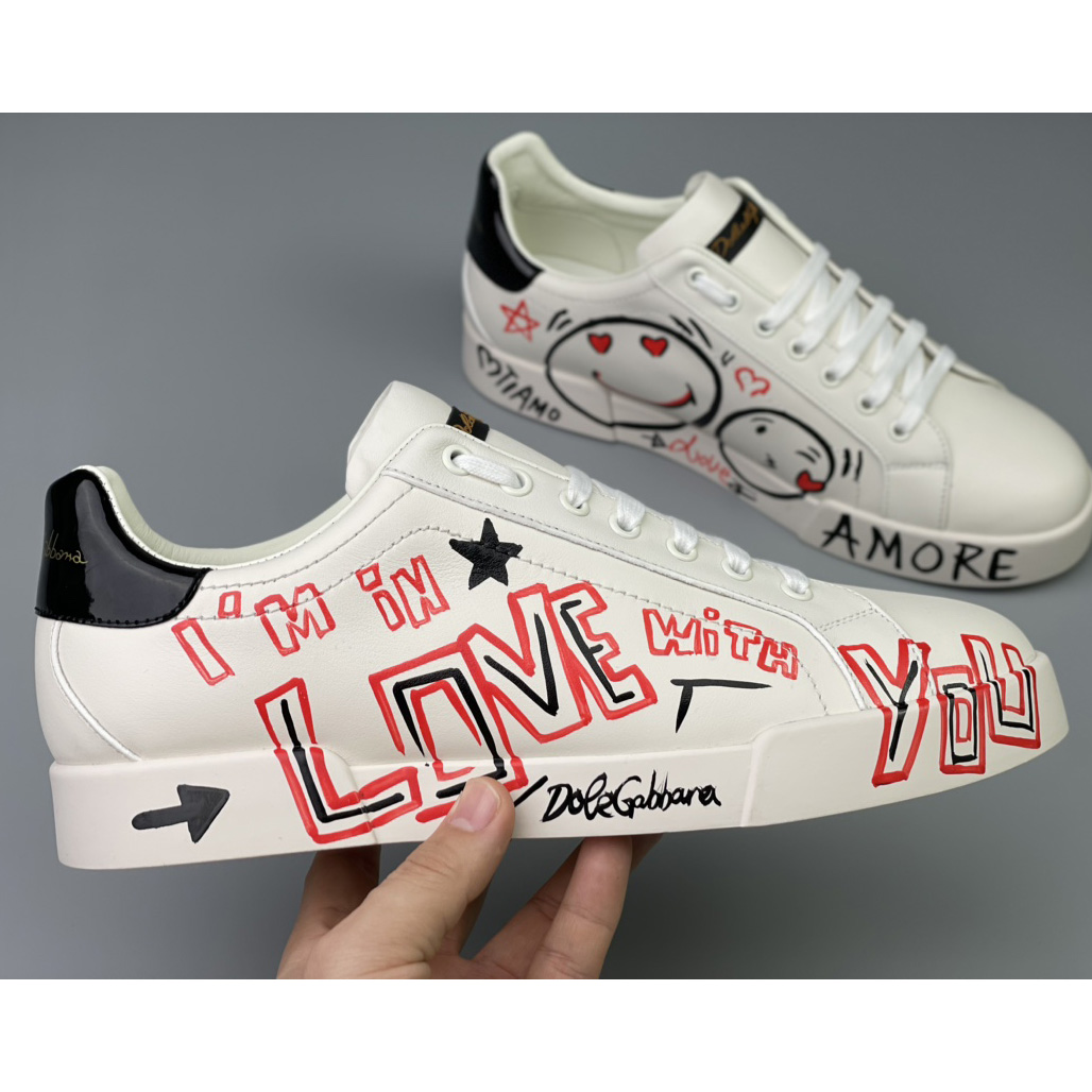 Dolce & Gabbana Portofino Cuore Sneakers - FashionPlug