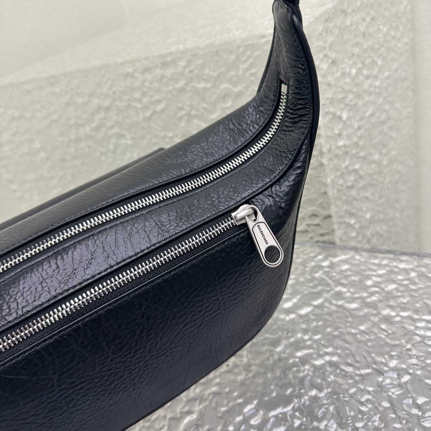 Balenciaga Raver Medium Bag With Handle In Black - FashionPlug