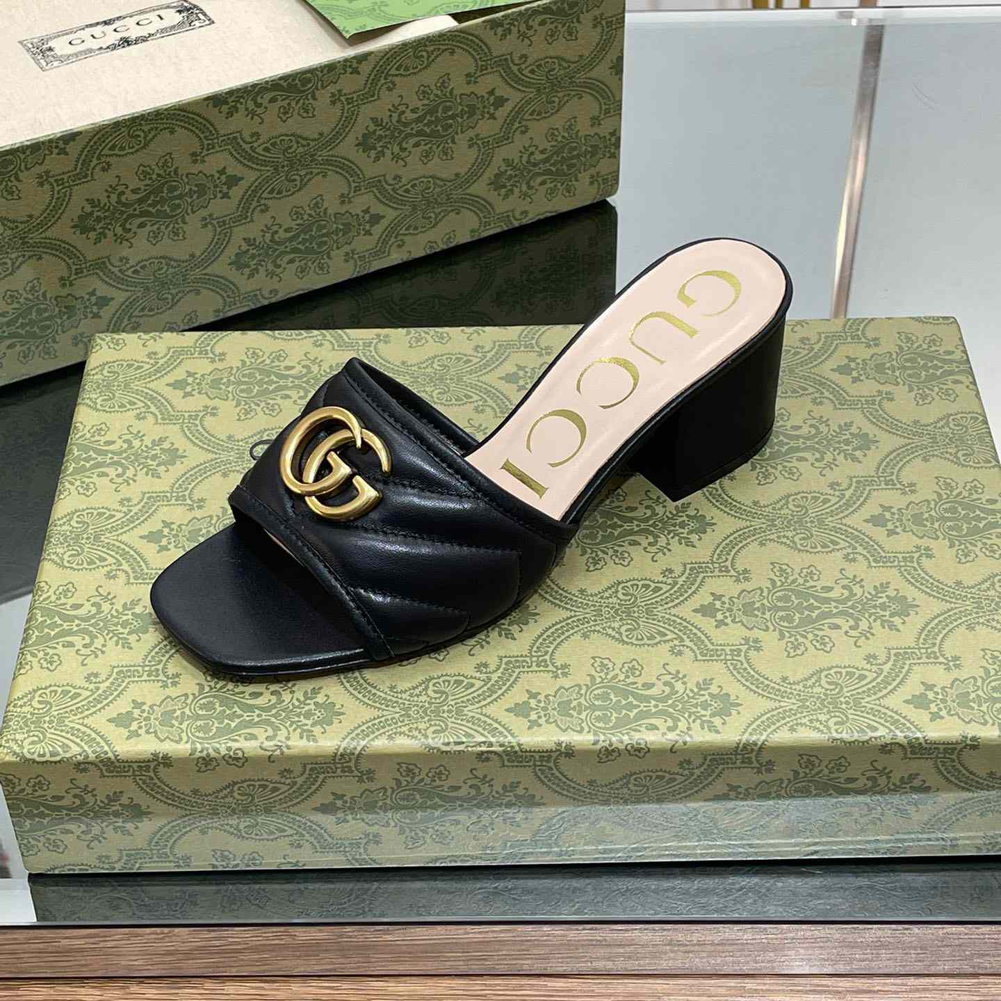 Gucci Women's Double G Slide Sandal - FashionPlug