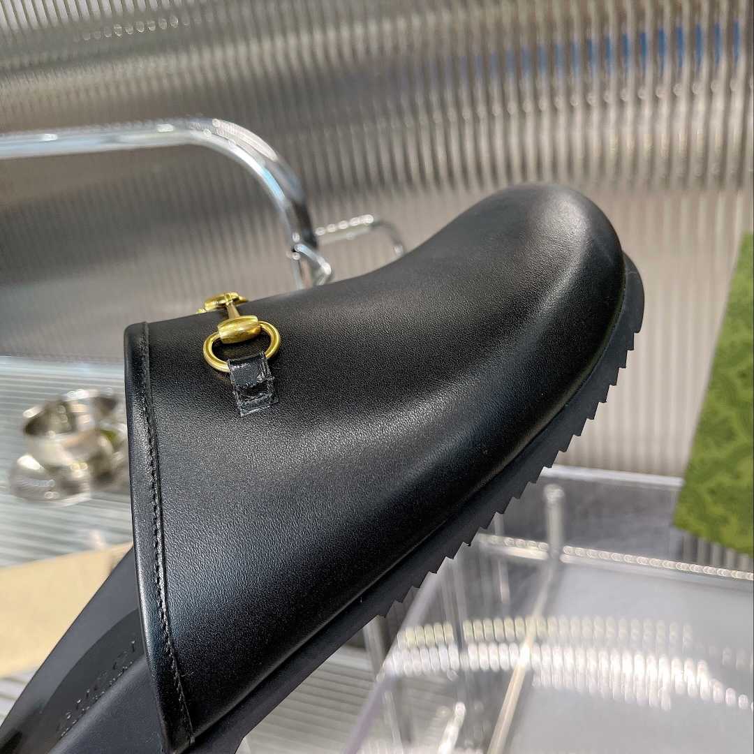 Gucci Horsebit Slip-on Sandal - FashionPlug
