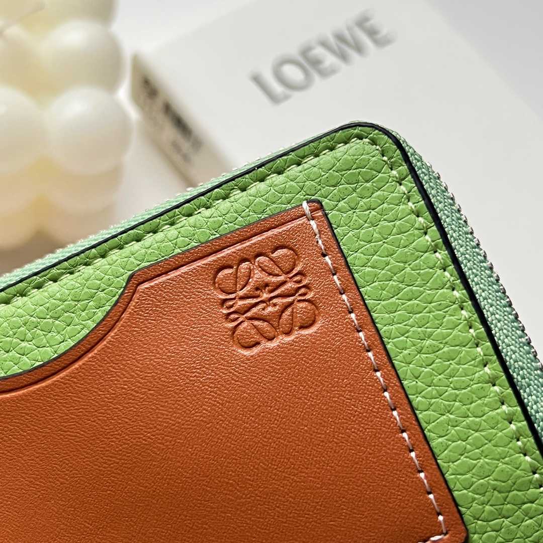 Loewe Coin Cardholder In Soft Grained Calfskin - FashionPlug
