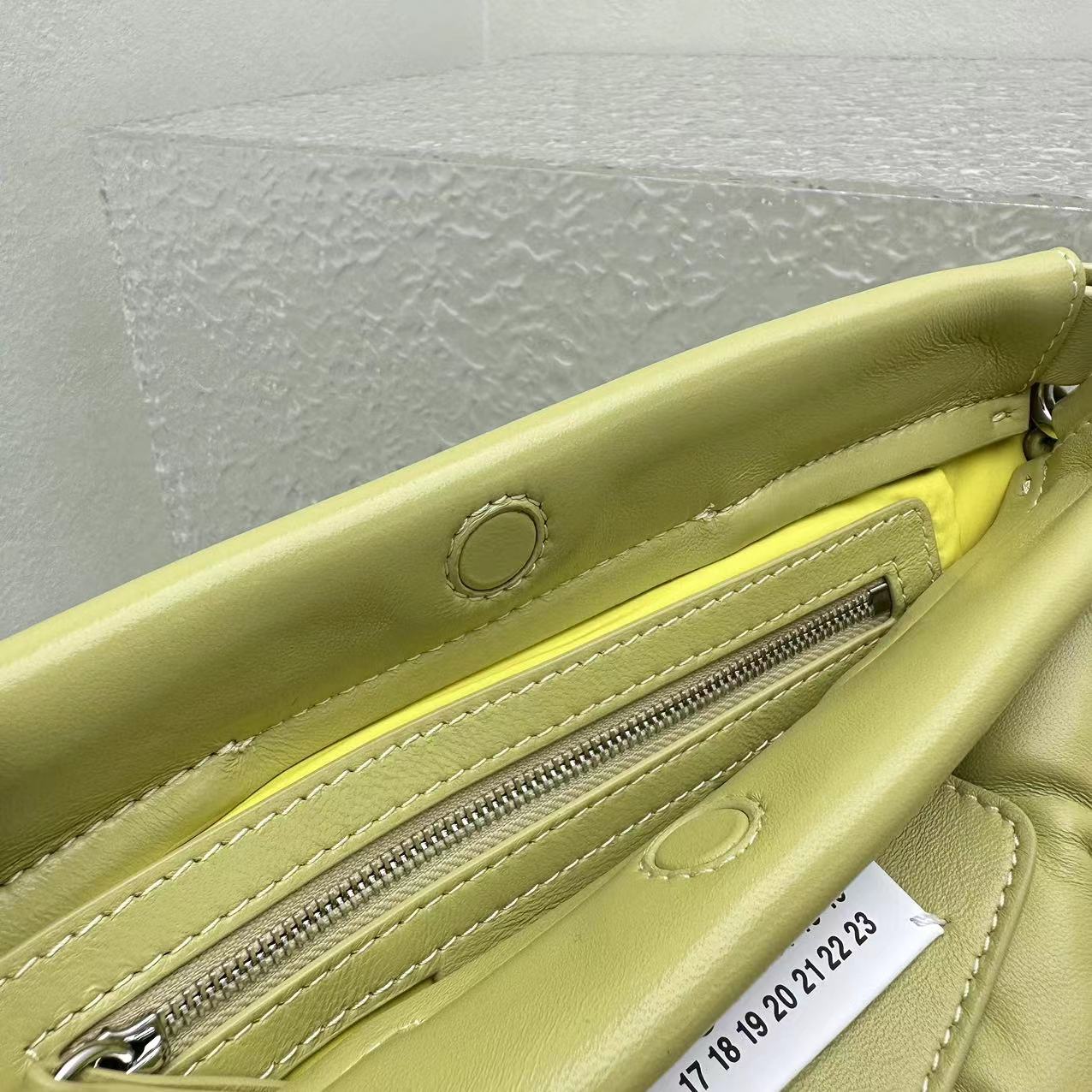 Maison Margiela Glam Slam Classique Medium Shoulder Bag(30-22-10cm) - FashionPlug