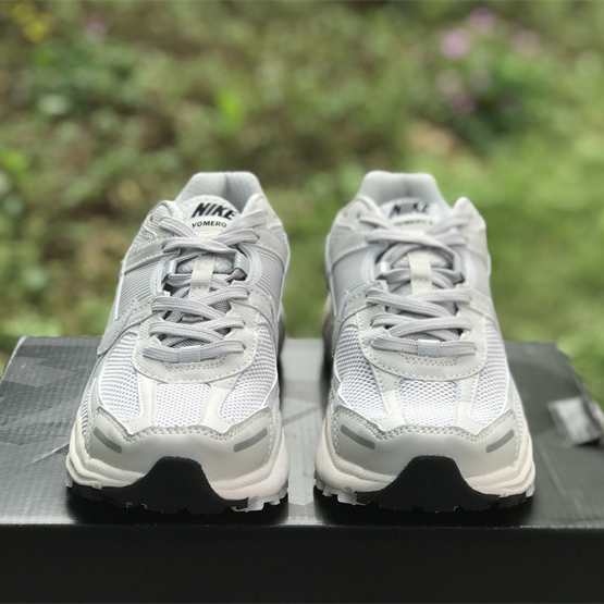  Nike Air Zoom Vomero 5 Vast Grey Sneaker    BV1358-001 - FashionPlug