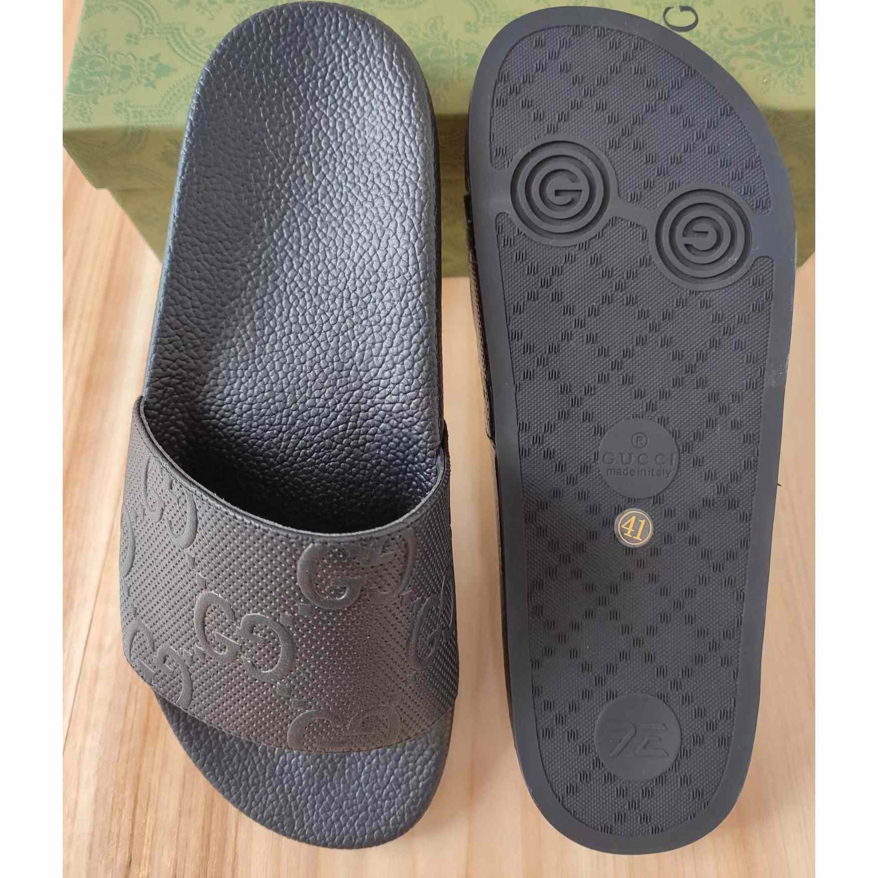 Gucci GG Slide Sandal - FashionPlug