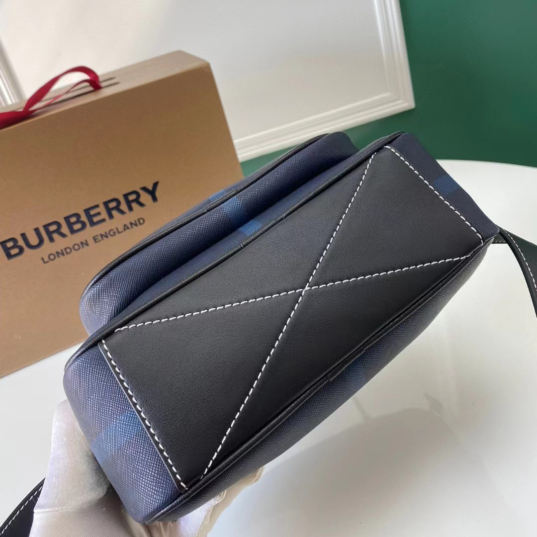 Burberry Exaggerated Check Paddy Bag - FashionPlug