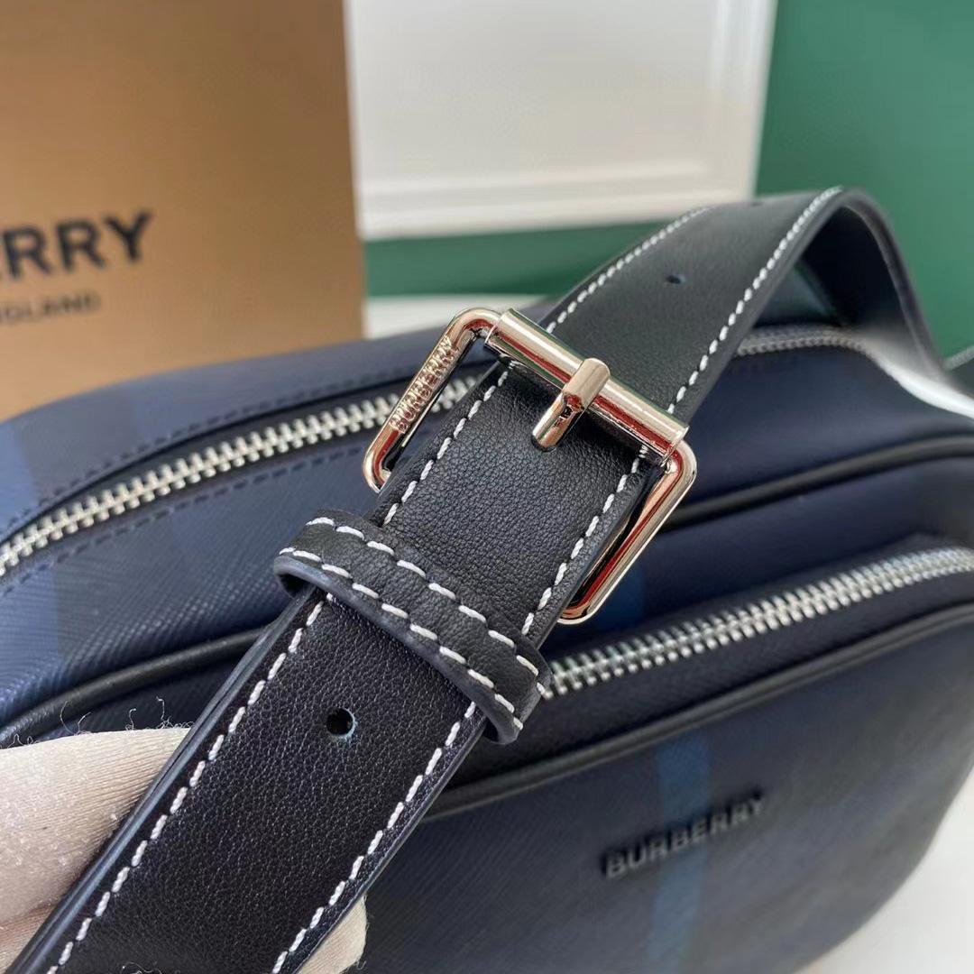 Burberry Exaggerated Check Paddy Bag - FashionPlug