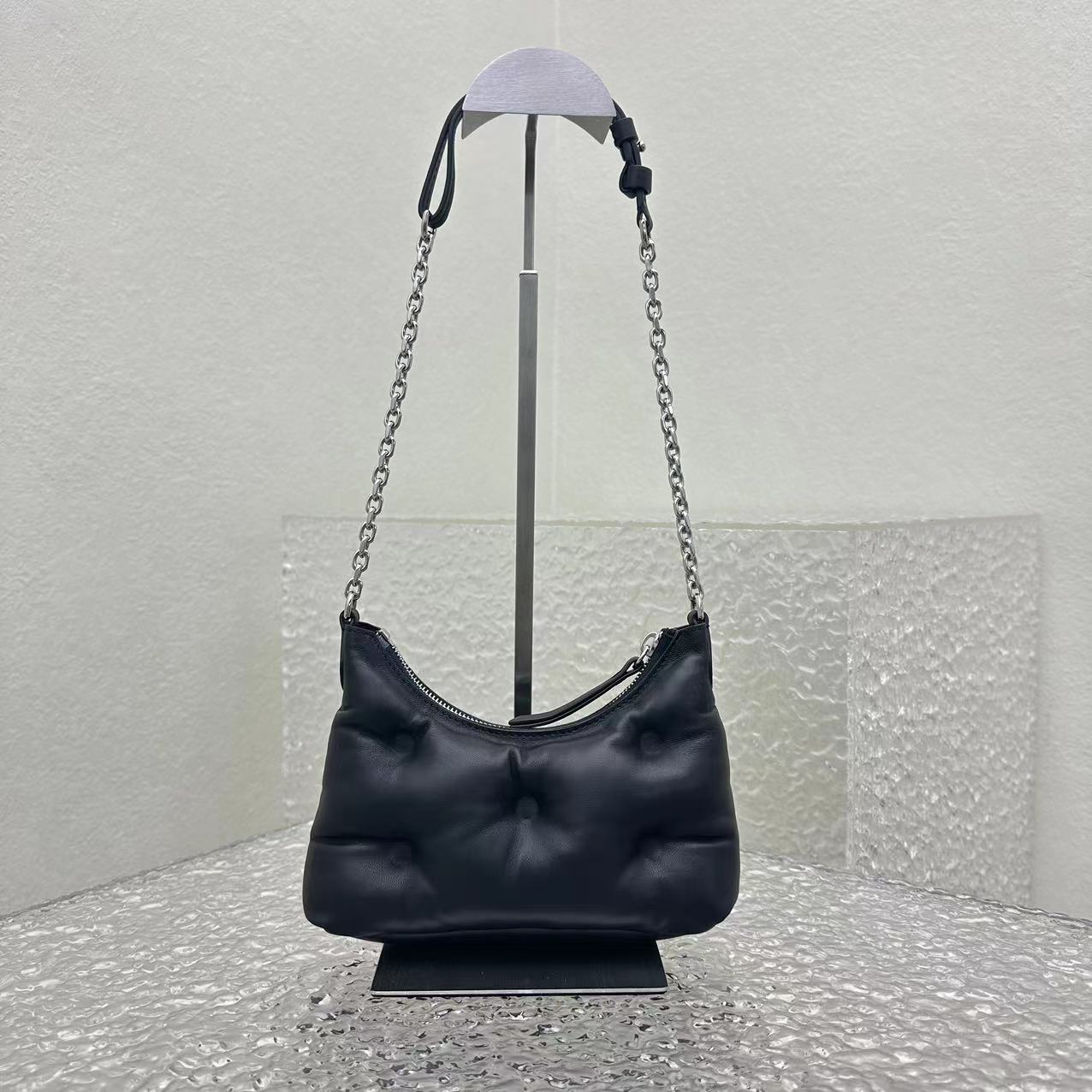 Maison Margiela Micro Glam Slam Shoulder Bag(10-20.5cm) - FashionPlug