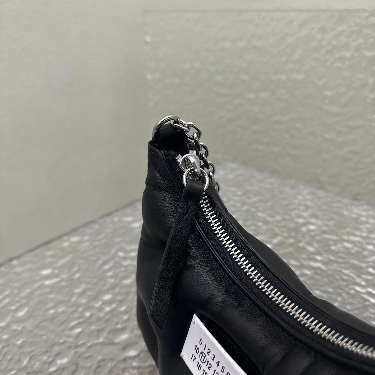 Maison Margiela Micro Glam Slam Shoulder Bag(10-20.5cm) - FashionPlug