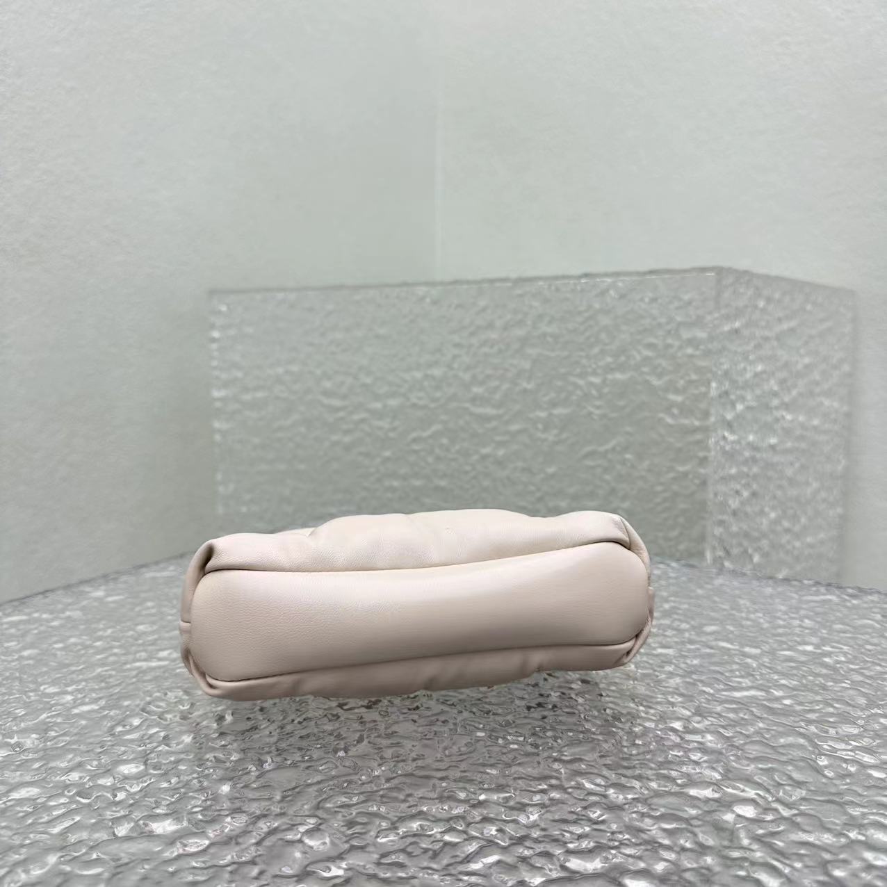 Maison Margiela Micro Glam Slam Shoulder Bag(10-20.5cm) - FashionPlug