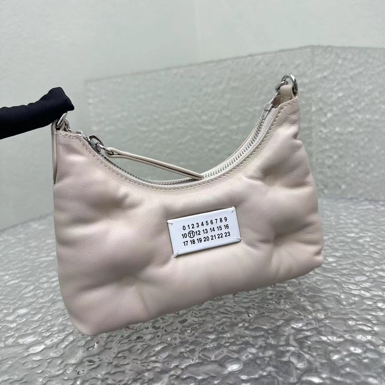 Maison Margiela Micro Glam Slam Shoulder Bag(10-20.5cm) - FashionPlug