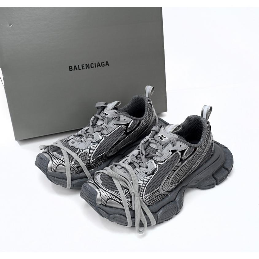 Balenciaga 3XL Trainers In Grey - FashionPlug