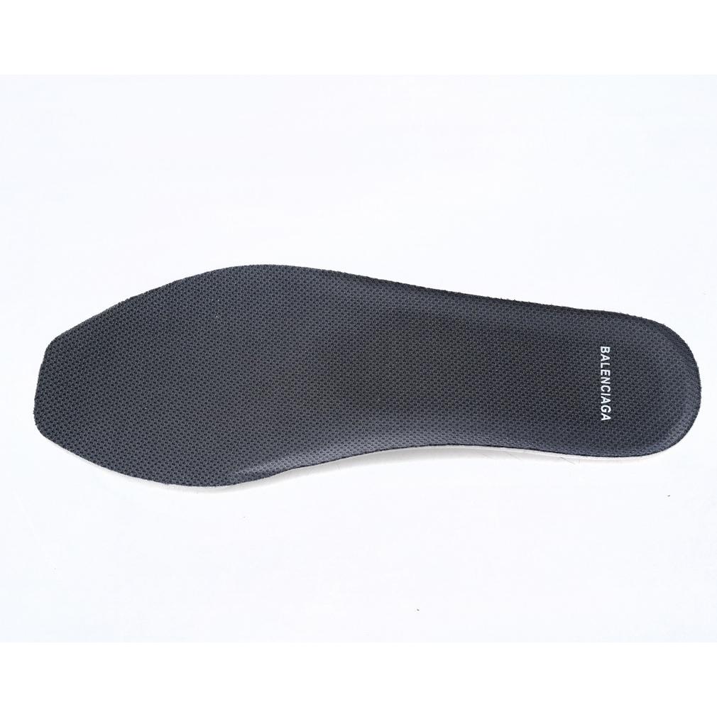 Balenciaga 3XL Trainers In Grey - FashionPlug