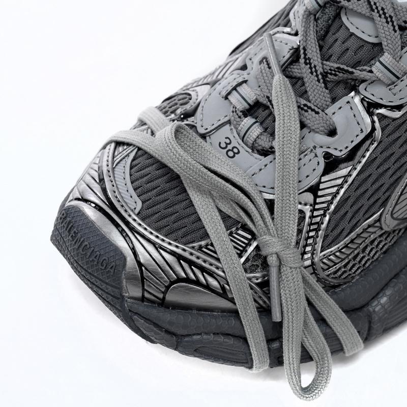 Balenciaga 3XL Trainers In Grey - FashionPlug