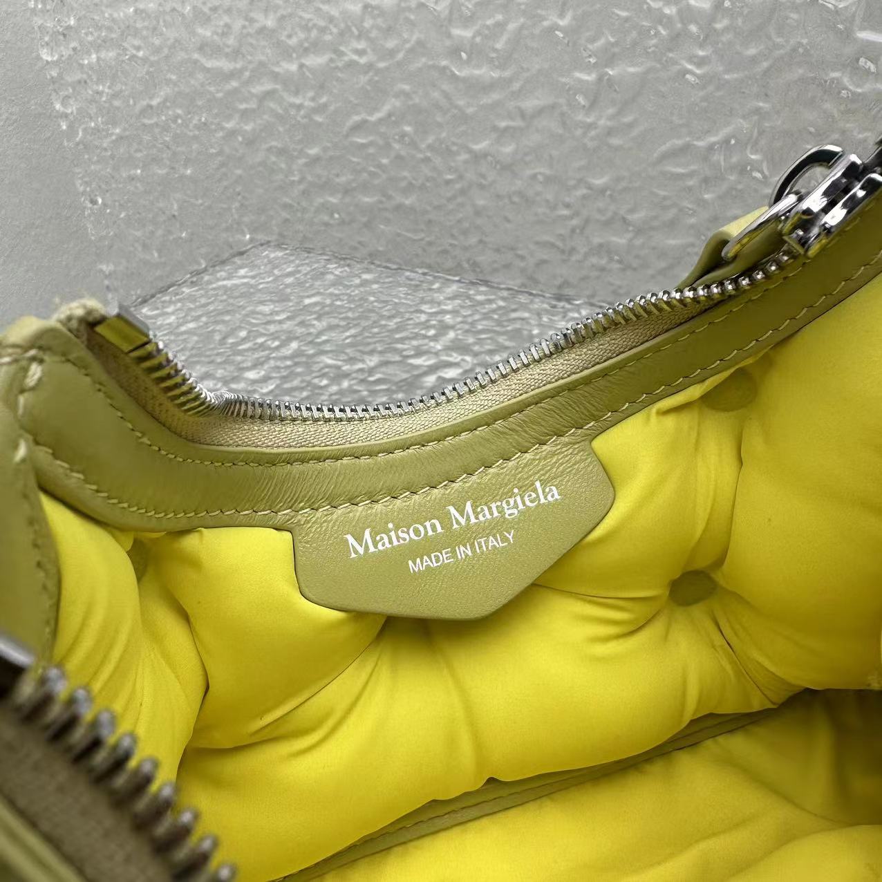 Maison Margiela Micro Glam Slam Shoulder Bag(10-20.5cm) - FashionPlug