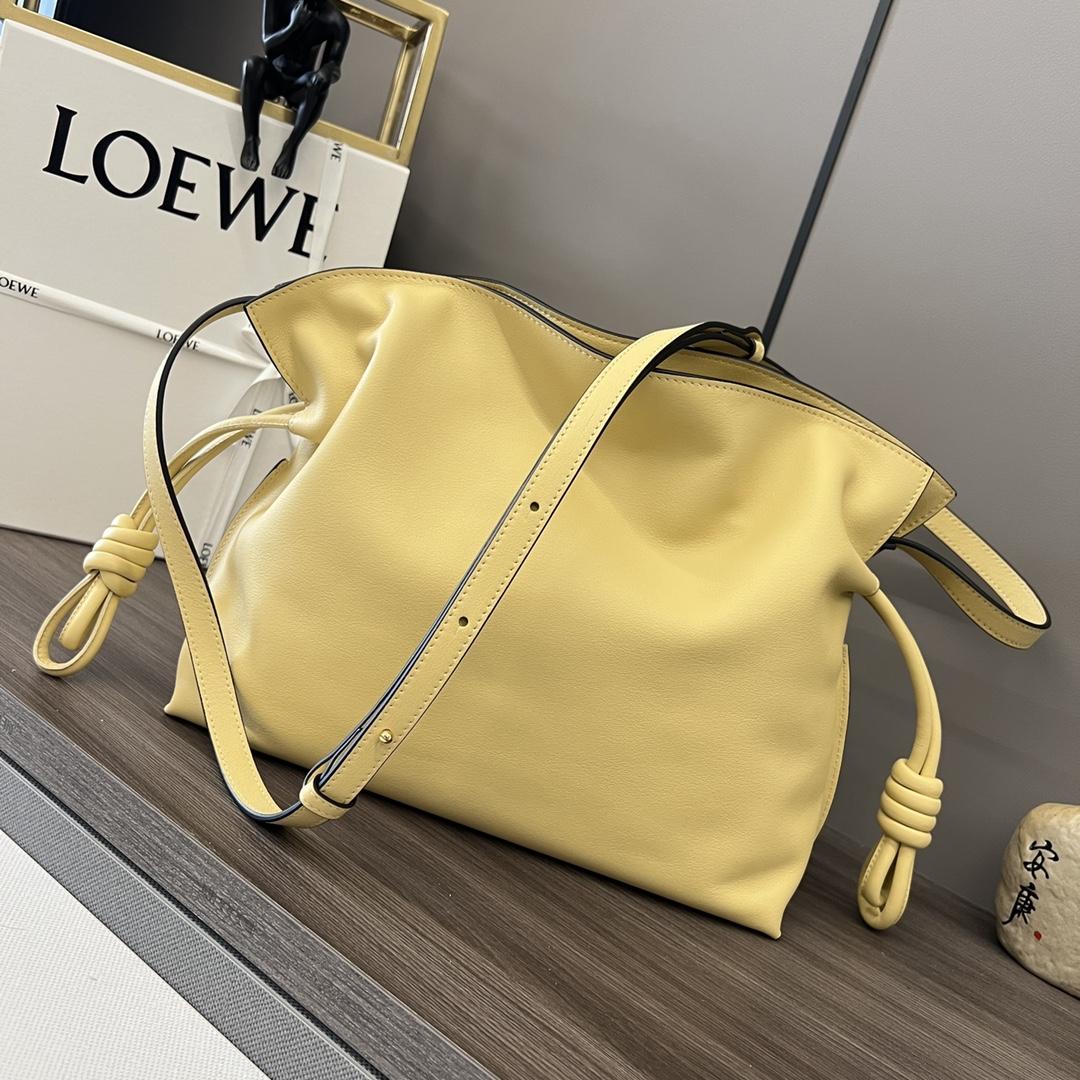 Loewe Flamenco Clutch In Nappa Calfskin - FashionPlug