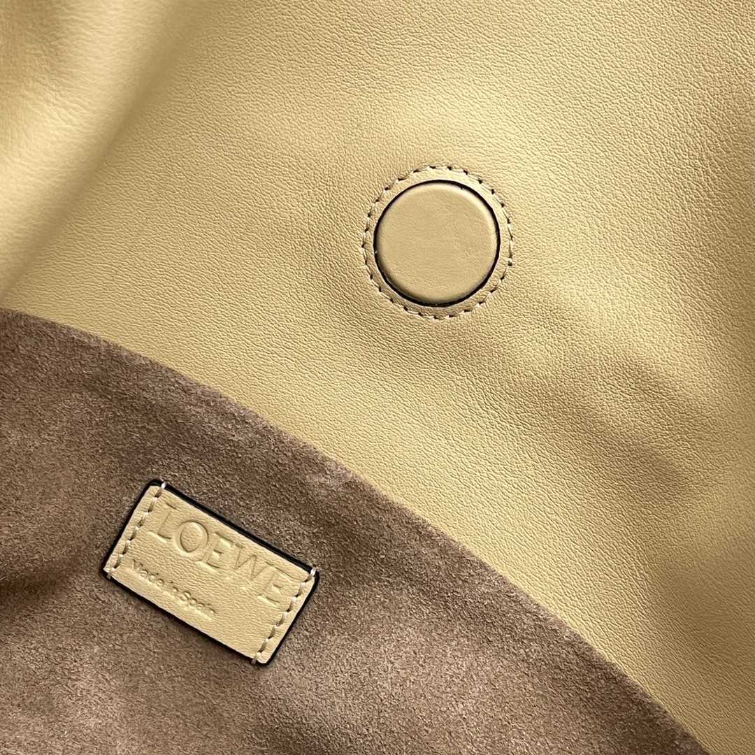 Loewe Flamenco Clutch In Nappa Calfskin - FashionPlug