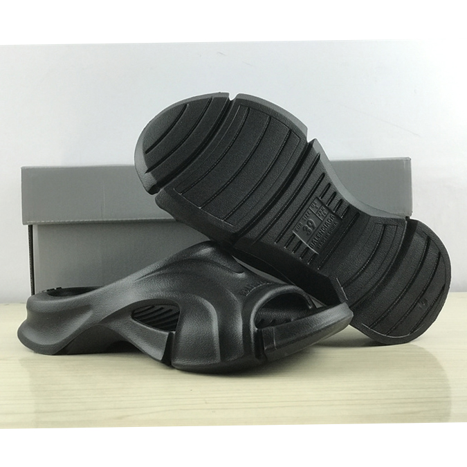 Balenciaga Mold Slide Sandal  - FashionPlug