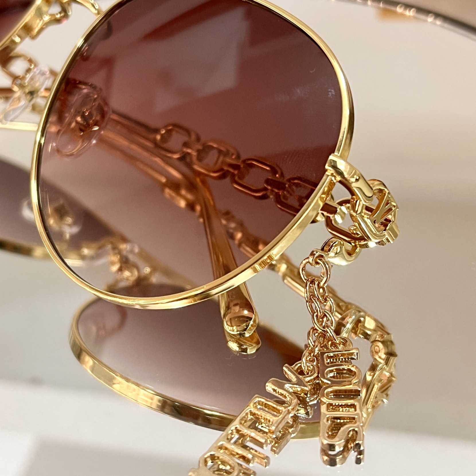Louis Vuitton My LV Chain Pilot Sunglasses  Z1648W - FashionPlug