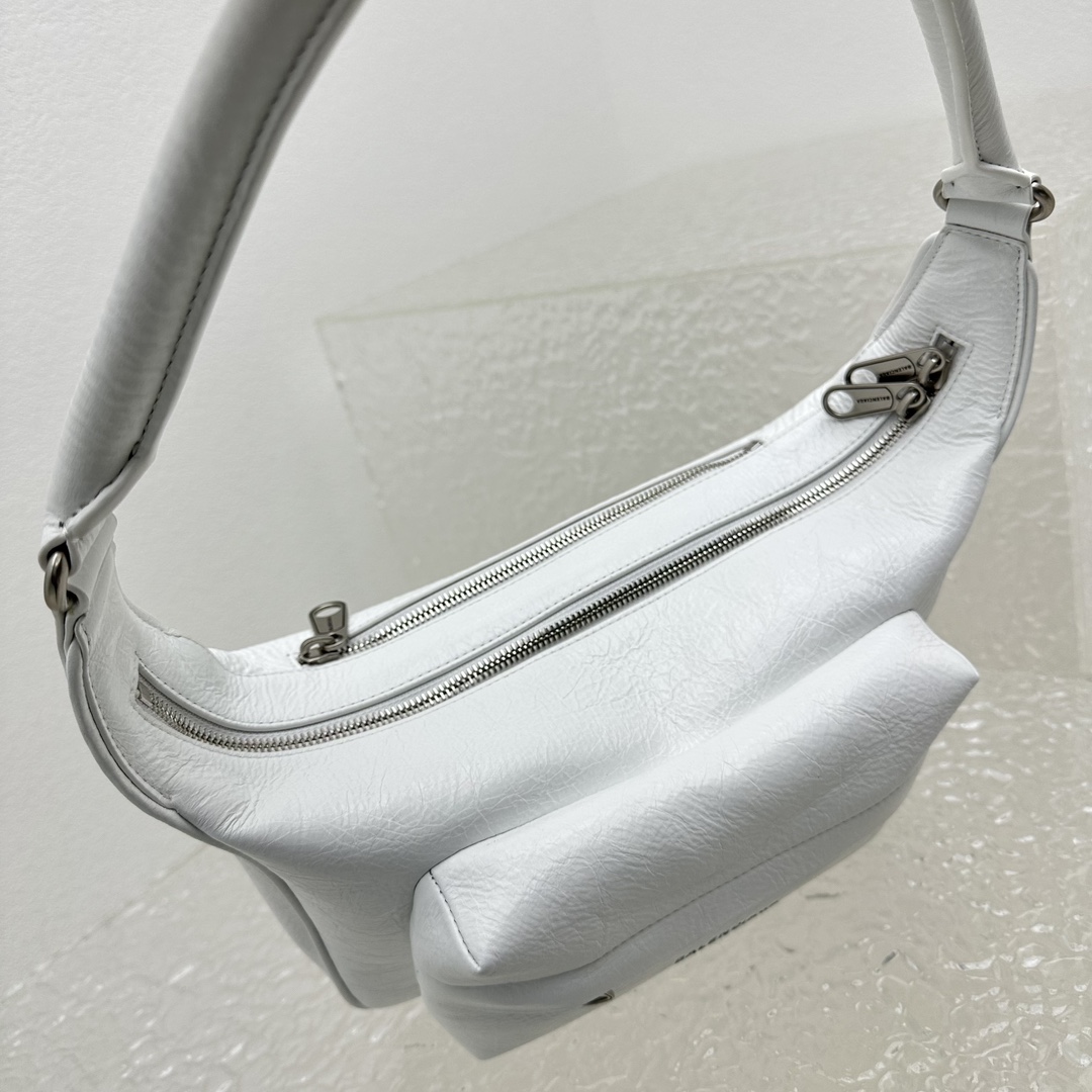 Balenciaga Raver Medium Bag With Handle In White - FashionPlug