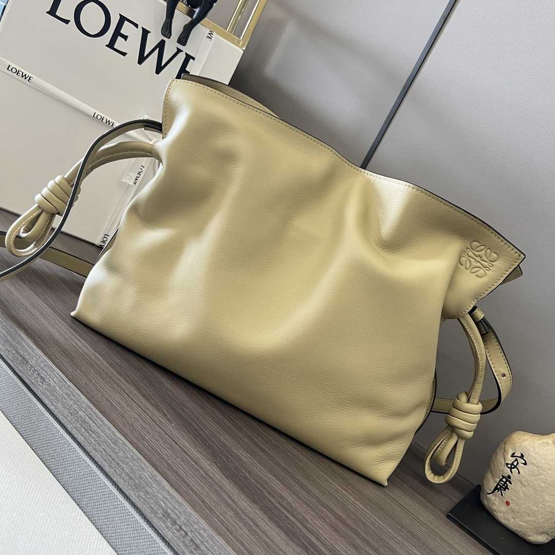 Loewe Flamenco Clutch In Nappa Calfskin - FashionPlug